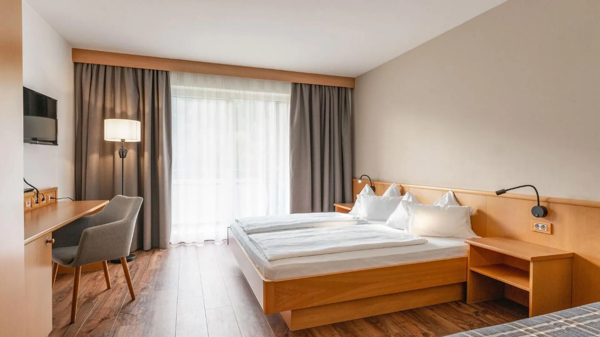 Dove Dormire vicino a Ladurns: 4 Hotel per Coppie a Fleres